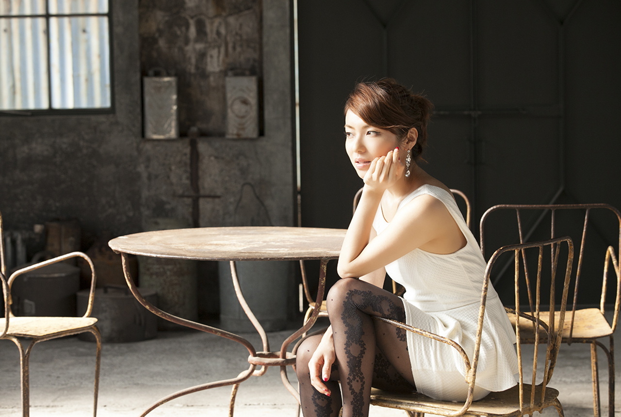 [image.tv] 2013.04 Rina Uchiyama 内山理名 - [笑顔の素]